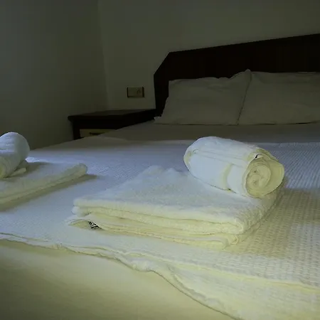 Apartmanhotel Champagne *