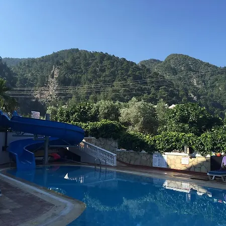 Champagne Apartmanhotel
